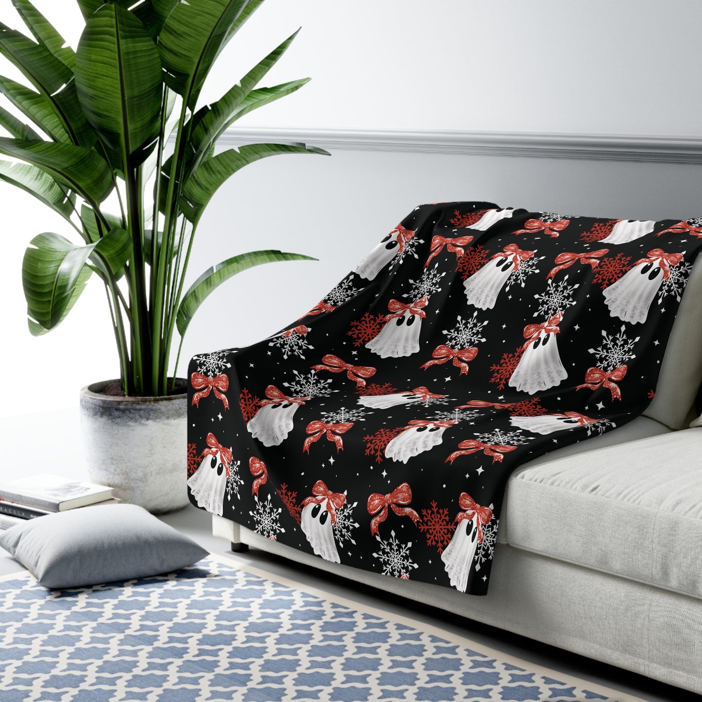 Snowflake Ghostie Sherpa Fleece Blanket