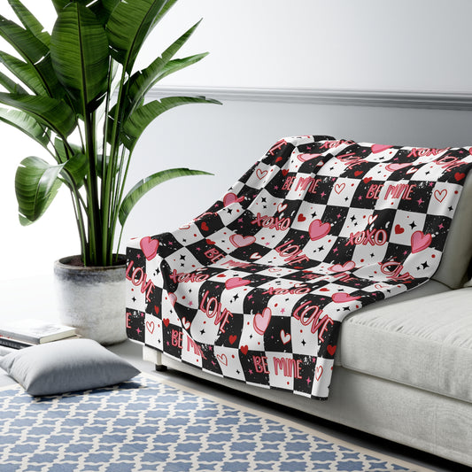XOXO Checker Sherpa Fleece Blanket