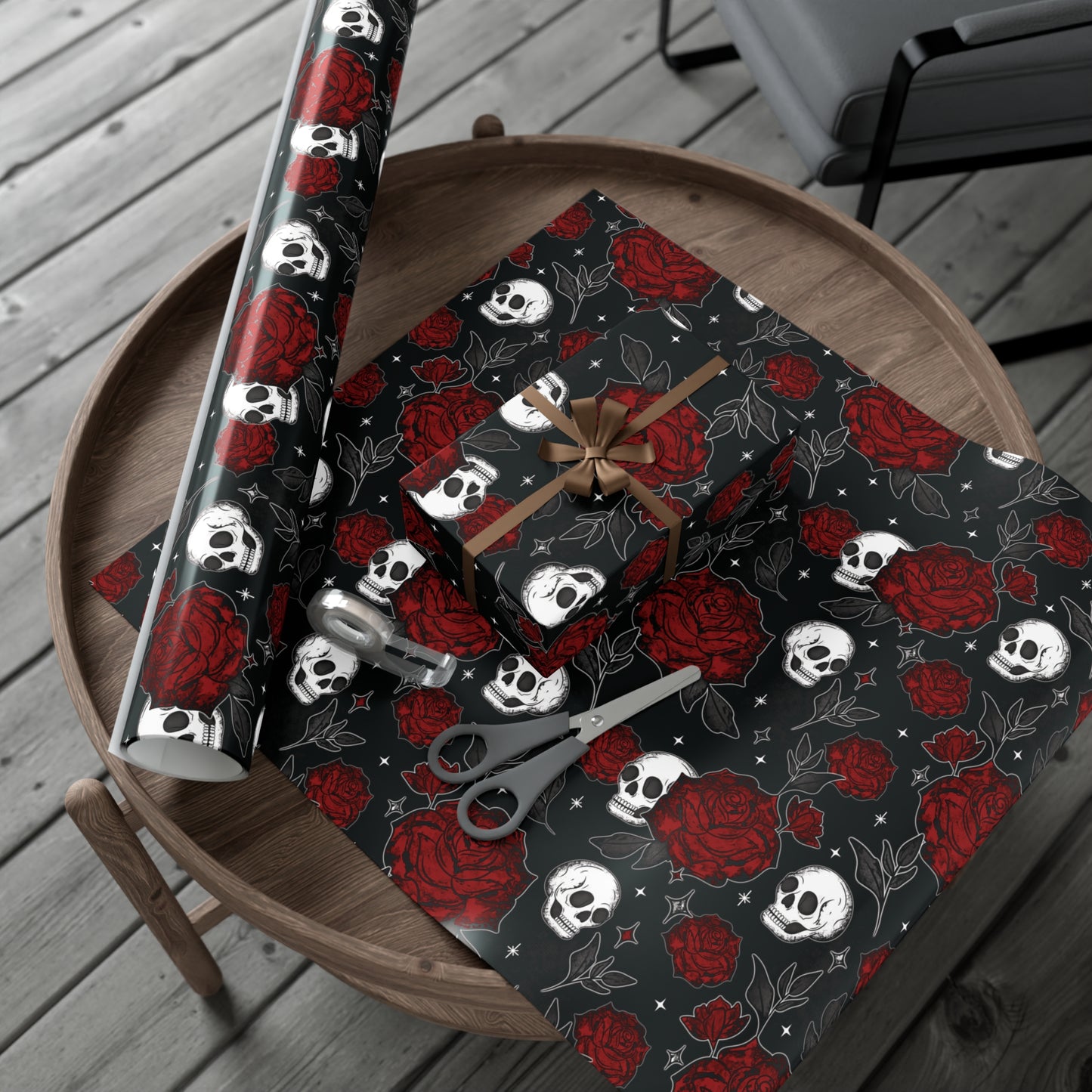 Skull and Roses Gift Wrap Papers